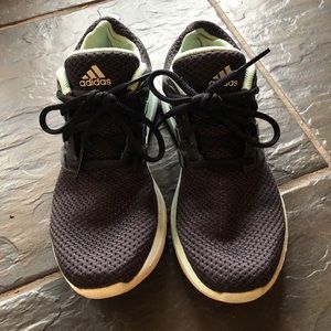 Women’s Adidas shoes